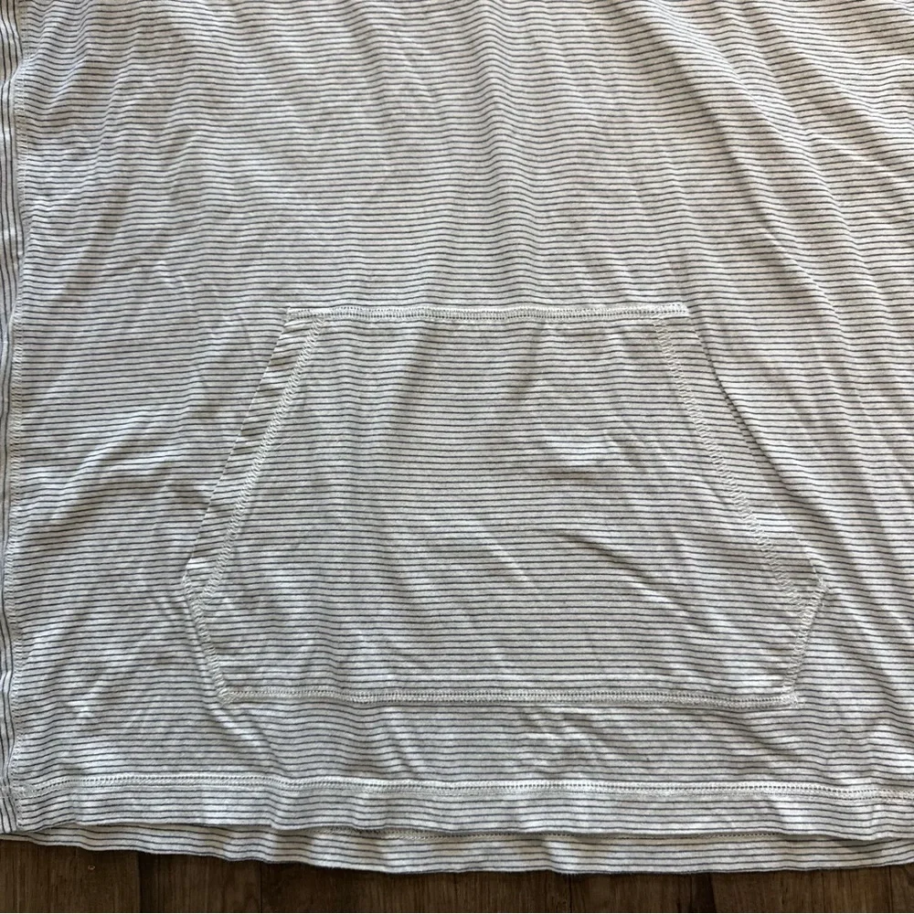Men's Rails White Striped Hoodie Shirt size XL lightweight cotton